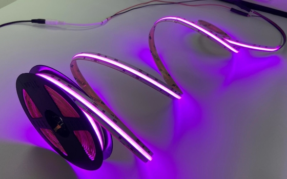 Dải LED COB linh hoạt không có điểm chấm Cấu trúc tuyến tính RGB 12V DC Chiều dài 25mm
