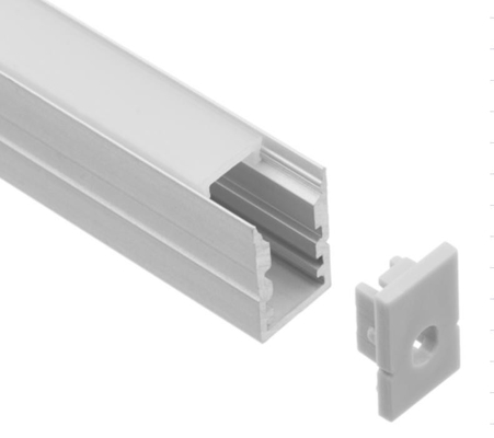 6063 Hợp kim LED ánh sáng cấu hình nhôm 10 X 15m với lớp phủ Mpolycarbonate